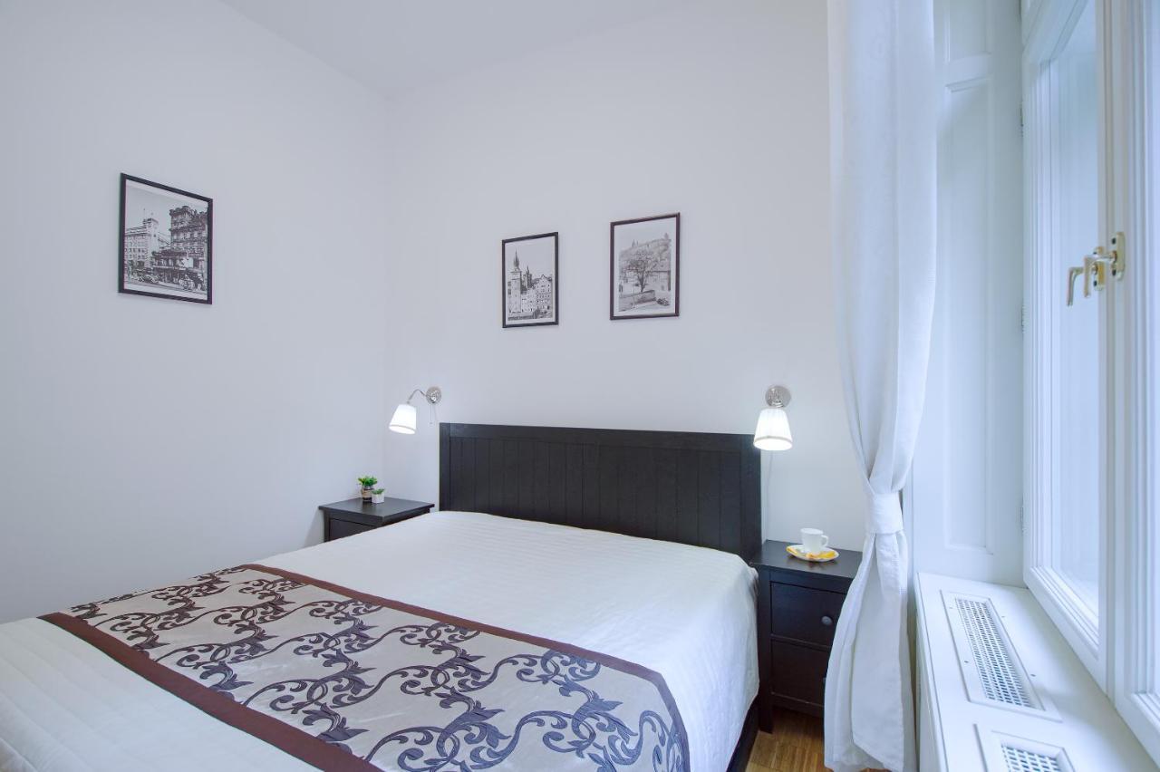 Modern Apartment Charvatova Prag Exterior foto