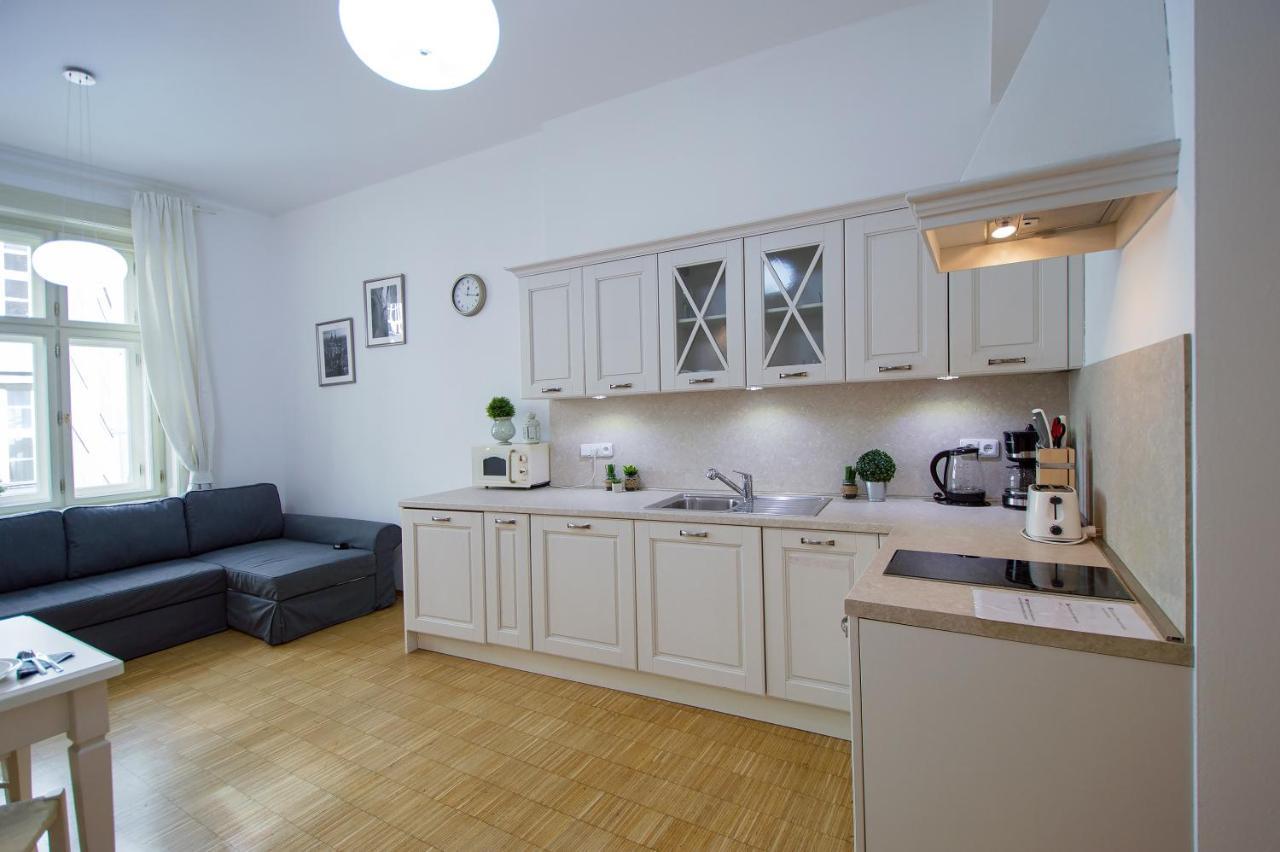 Modern Apartment Charvatova Prag Exterior foto